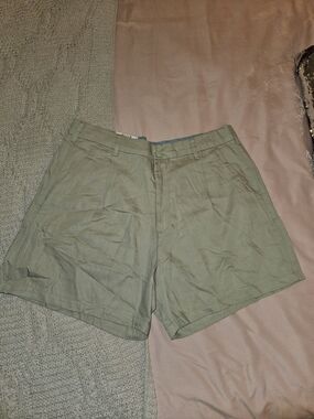 JACHS Girlfriend Beige Shorts with Light Blue Waistband